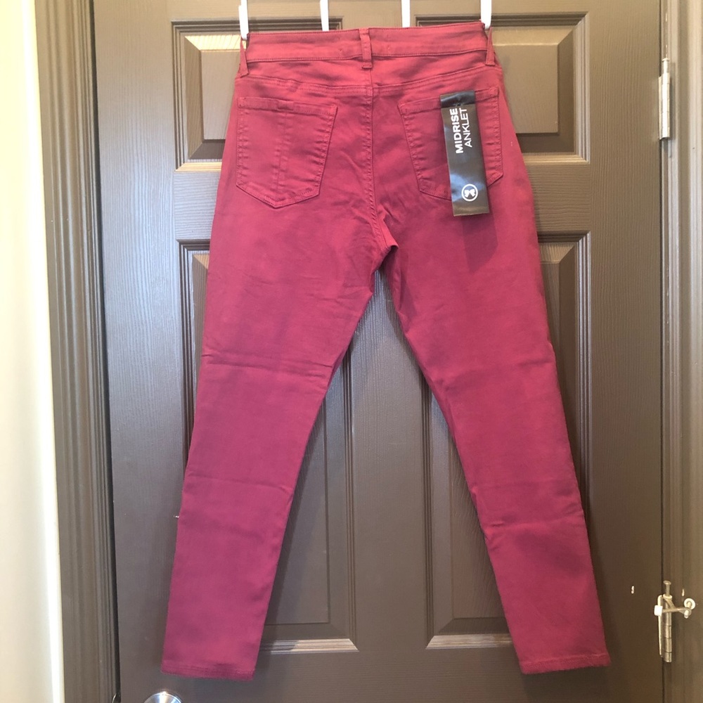 NWT Ashley Mason Button Fly Jeans Burgundy Size 9